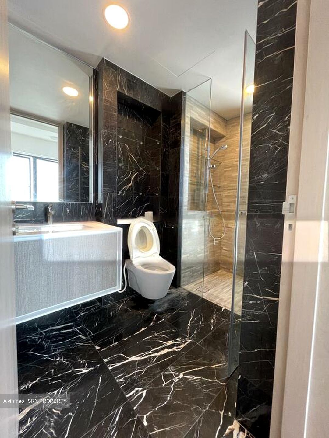 J Gateway (D22), Condominium #501648981